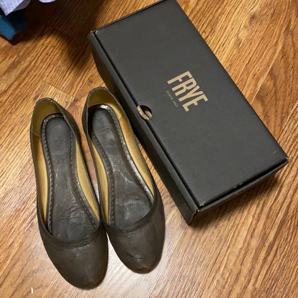Frye Carson ballet flats